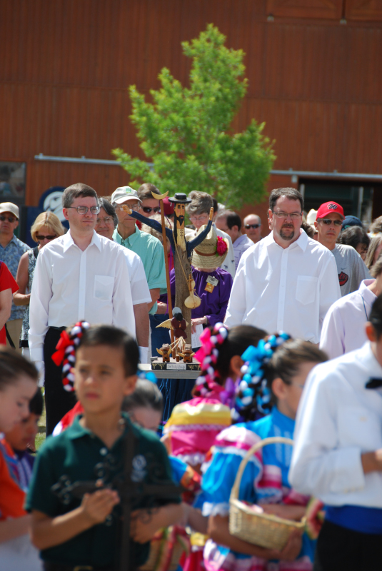 San Ysidro bulto by
                  Virginia Maria Romero at NMFRHM